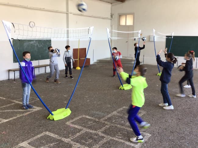 Initiation au volley-ball pour les classes du primaire